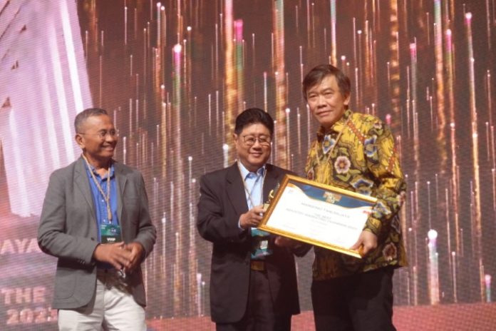 FIFGROUP Sabet Ajang The Best Industry Marketing Champion 2023