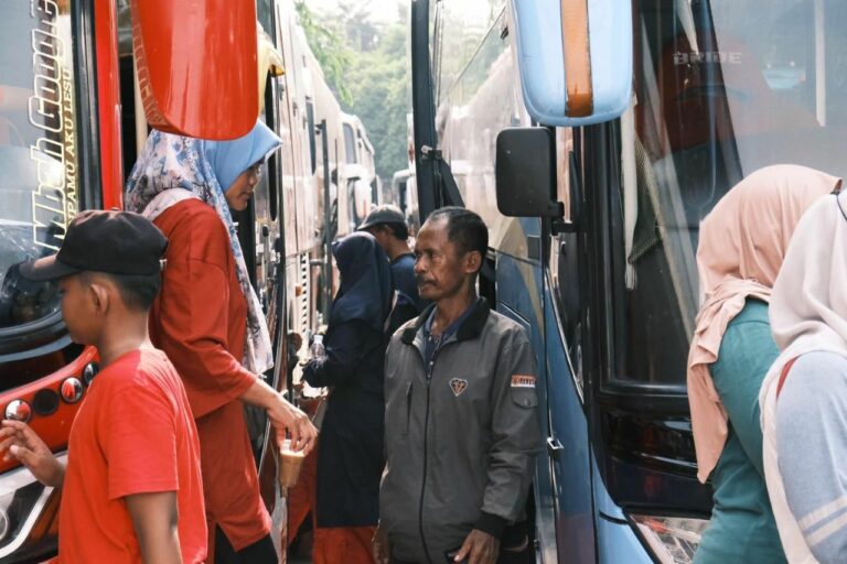 Cegah! Jangan Jadi Korban Pencurian di Bus, Ini tipsnya