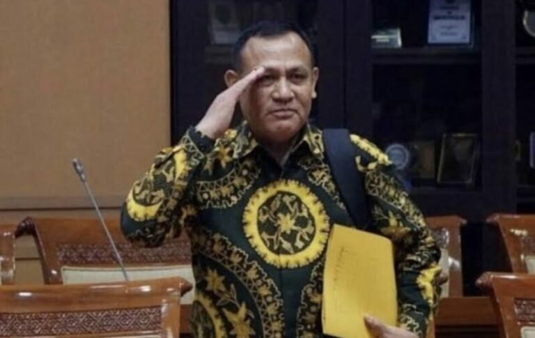 Presiden Joko Widodo Resmi Berhentikan Firli Bahuri dari Ketua KPK