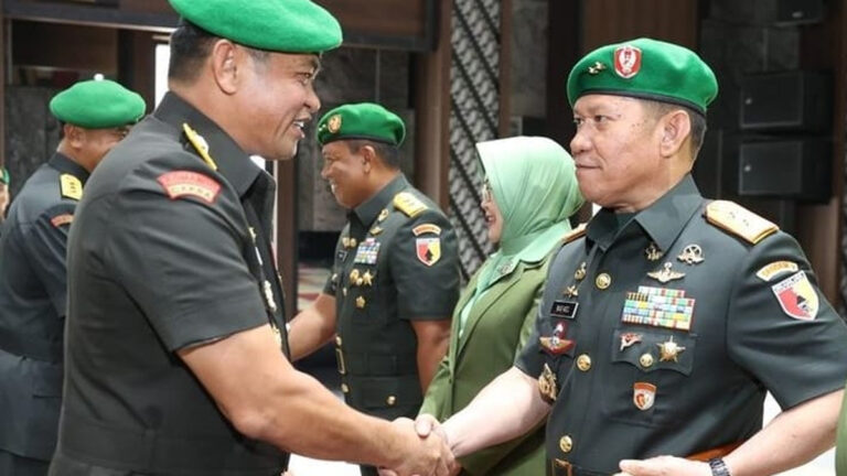 Pesan Lucu Jenderal Maruli kepada Mayjen Rafael: Jangan Kejar-kejar Mobil Lagi