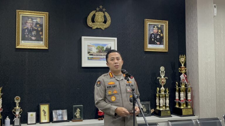 Polisi Telusuri Nomor Hp dan Rekening Pengancam Artis Ria Ricis