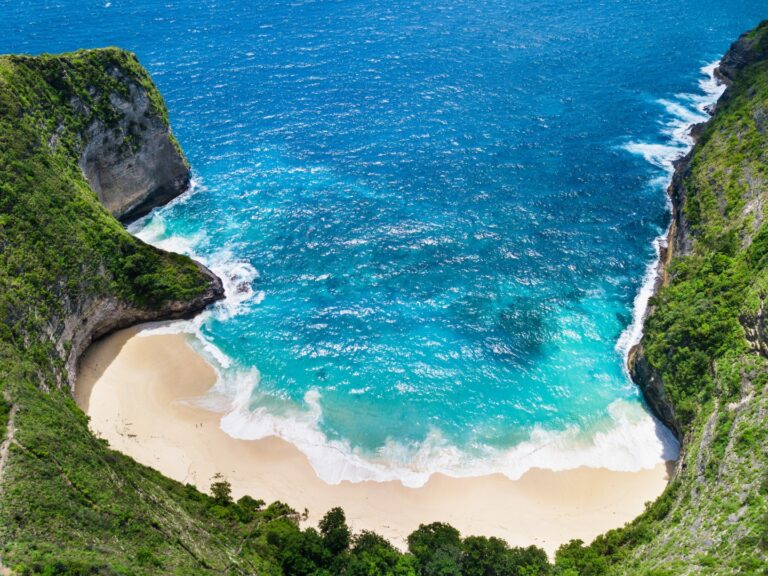 Intip! Pantai di Indonesia Ini Termasuk Pantai Terbaik di Dunia