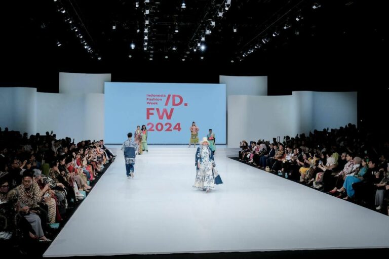 Indonesia Fashion Week 2024 Angkat Budaya Betawi