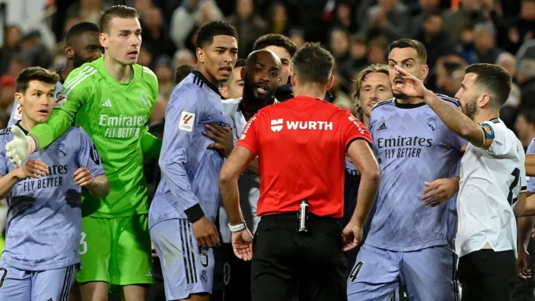 Selain Real Madrid, Tim Ini Pernah Dapat Keputusan Aneh Wasit