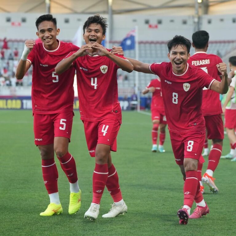 Komang Teguh Dapat Kejutan Ulang Tahun dari Skuat Garuda