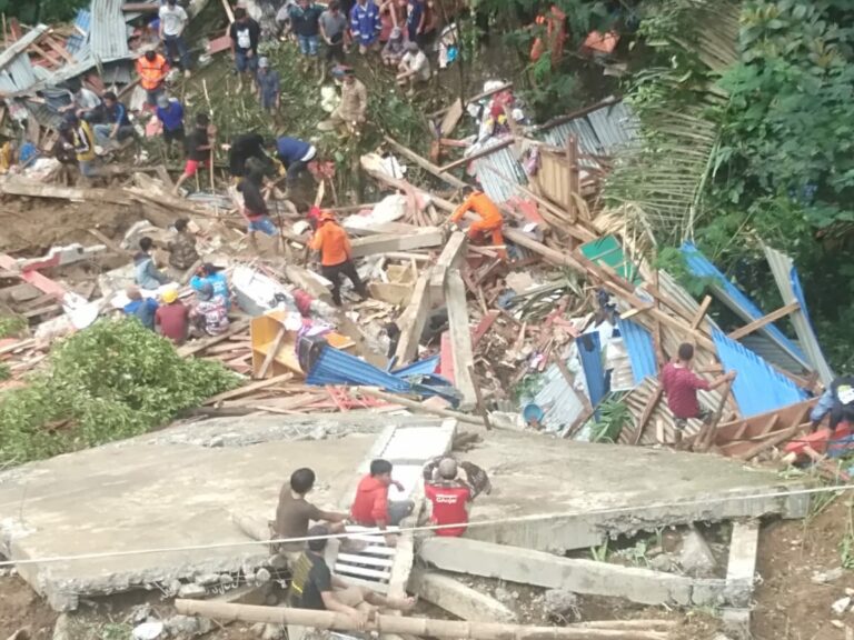 Longsor Landa Tana Toraja, 14 Orang Tewas