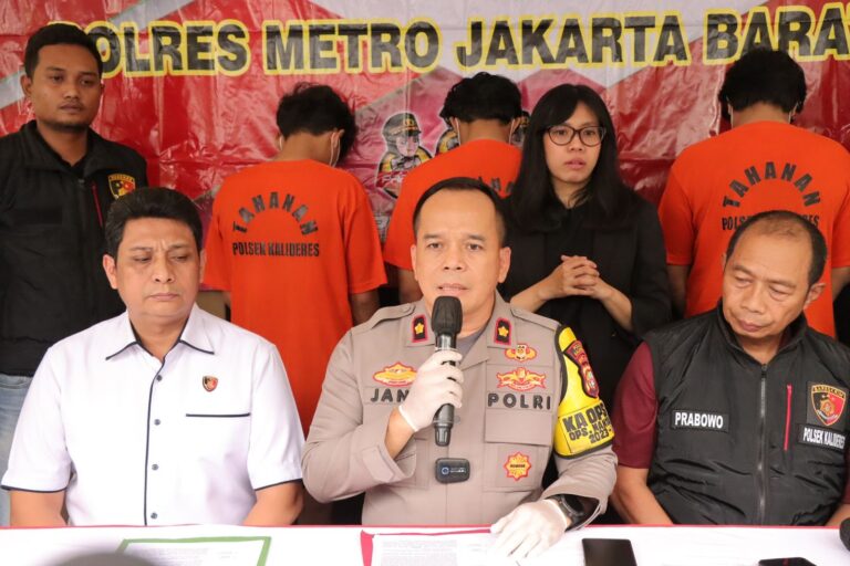 Pemerasan Modus Kencan Fiktif Lewat Aplikasi, Tiga Pelaku Diringkus