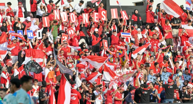 Pemain Timnas Indonesia Dikuntit Fans