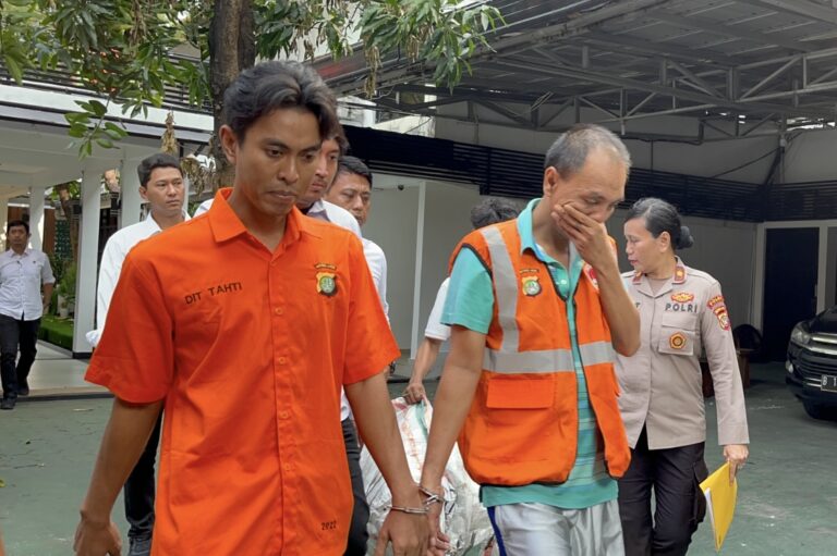 Polisi Tangkap Dua Pengedar Narkoba Modus Paket Ikan Asin, Sita 99 Kilogram Ganja