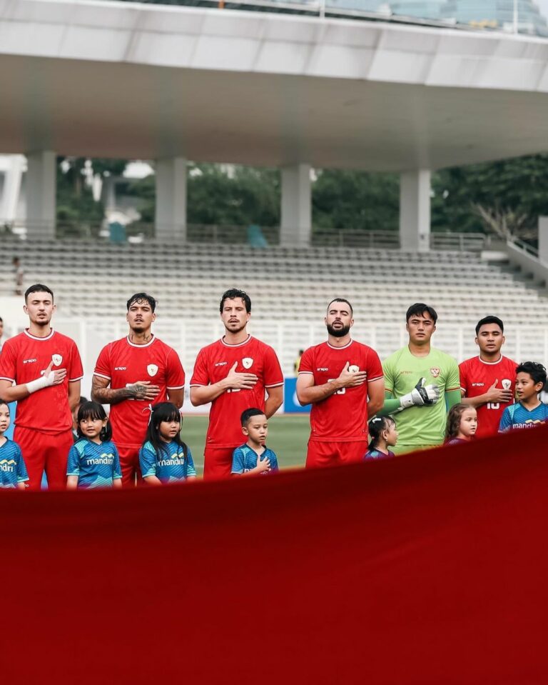 Jordi Amat dan Shayne Pattynama Bikin Takut Anak Kecil