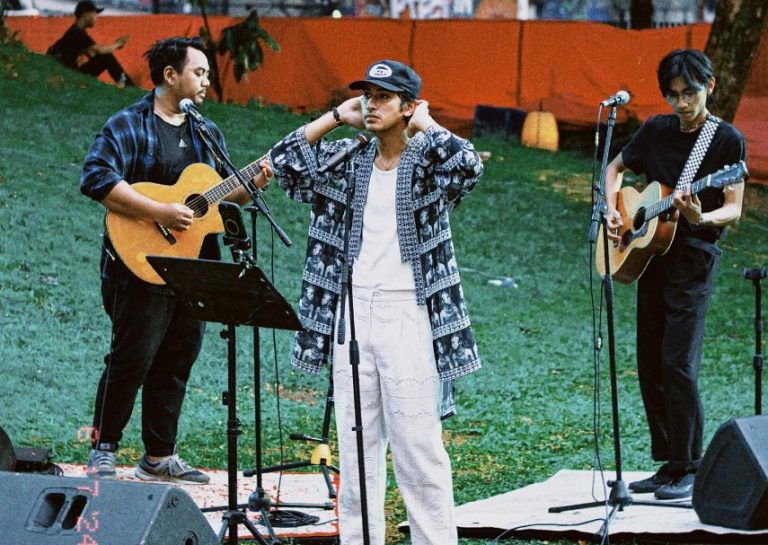 Mental Adik Kena! Abidzar Al Ghifari Laporkan Akun Penghina Mendiang Uje