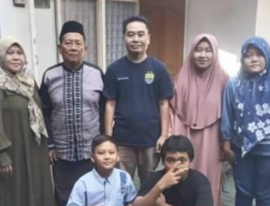 Siapa Istri Hakim Eman Sulaeman? Punya Pekerjaan Mulia dan Ibu 4 Anak