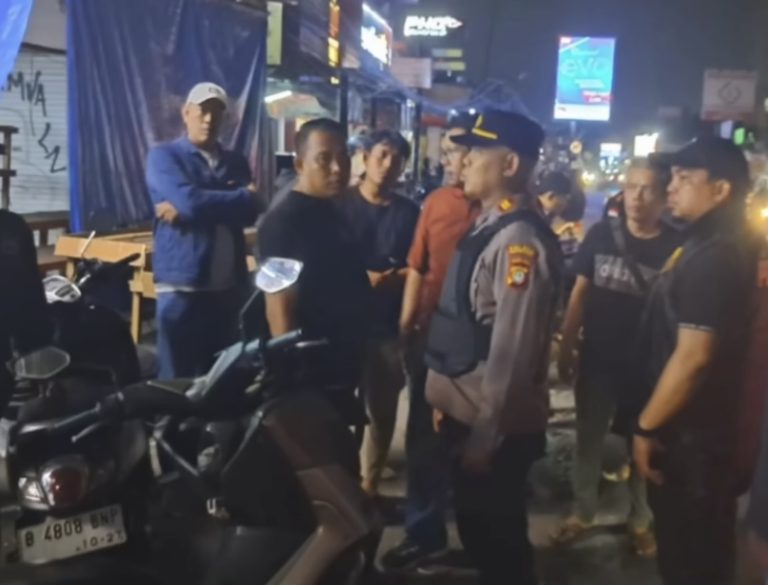 Pondok Aren Memanas! Viral Bentrok Dua Ormas Dipicu Aksi Pungli