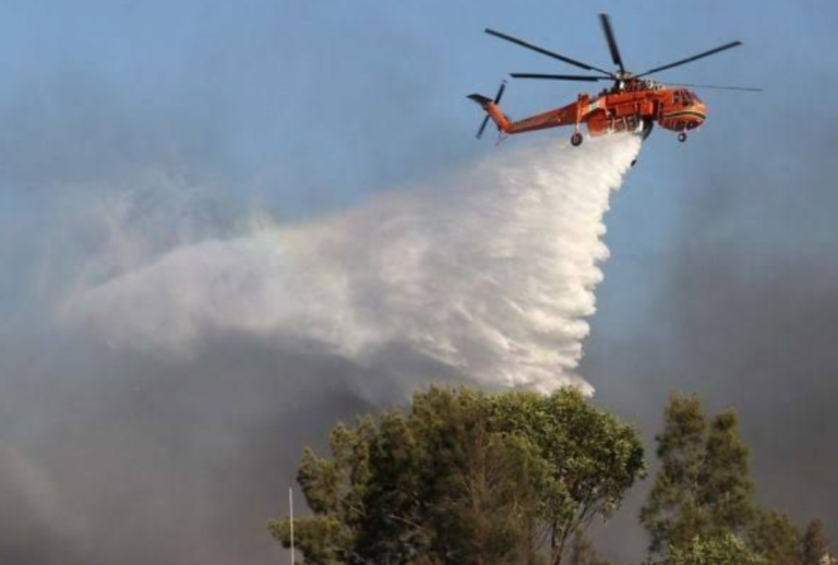 Helikopter Water Bombing Asal Vietnam Tiba, Perkuat Satgas Penanganan Karhutla Riau