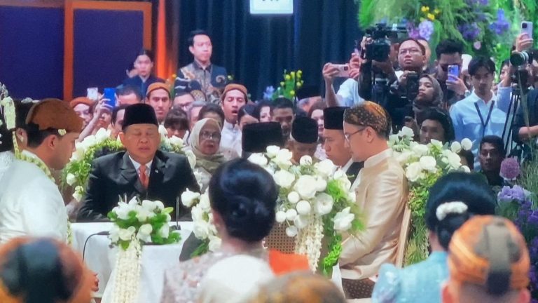 Thariq Halilintar dan Aaliyah Massaid Sah Jadi Suami Istri, Jokowi Jadi Saksi