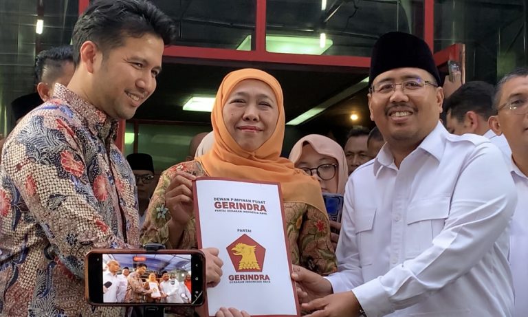 Khofifah-Emil Dardak Terima Surat Rekomendasi Pilkada dari Gerindra, Siap Pimpin Jawa Timur