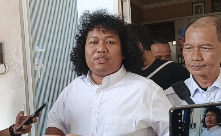 Marshel Widianto di DPC Gerindra, Tangerang Selatan pada Rabu (27/8/2024).