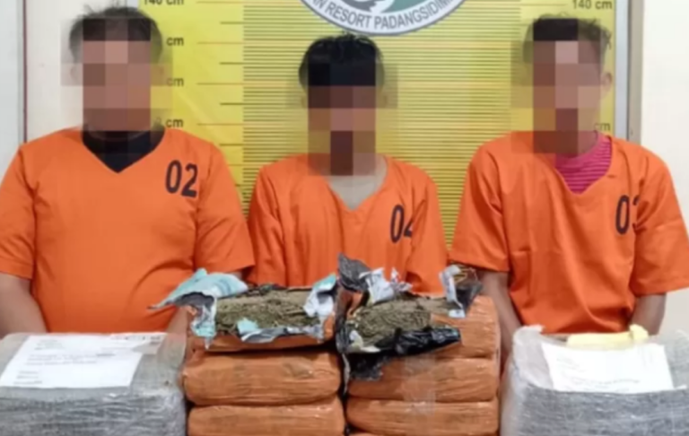 Modus Ekspedisi Online, Pengiriman 10 Kg Ganja ke Bekasi Digagalkan Polisi