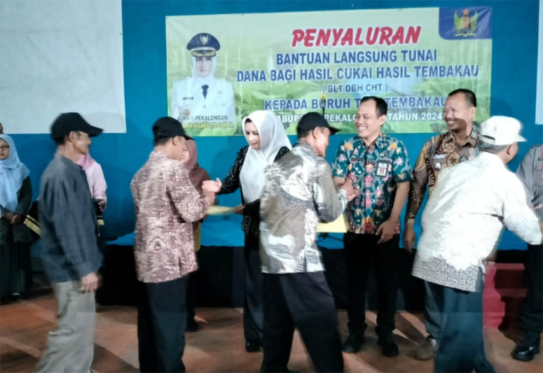 448 Petani Tembakau Pekalongan Dapat BLT dari Cukai Rokok