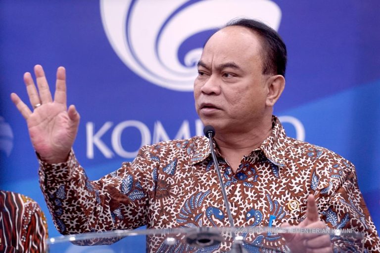 Akun Fufufafa Segera Diumumkan, Menkominfo: Bukan Gibran