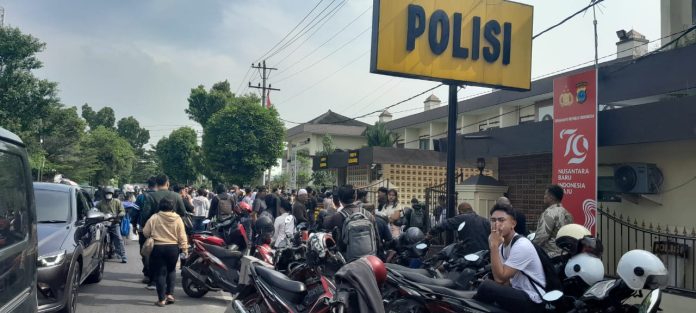 Pemohon SKCK di Polrestabes Medan