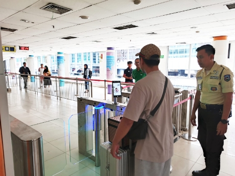 Stasiun Medan yang Pertama di Sumatera Gunakan Face Recognition Boarding