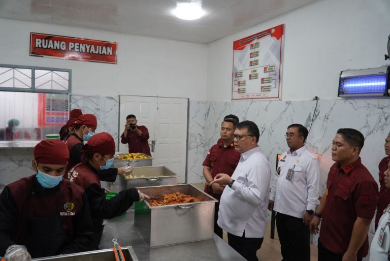 Kunker ke Medan, Plt Dirjen Pas Reynhard Silitonga Tegaskan WBP Berhak Atas Makanan Layak