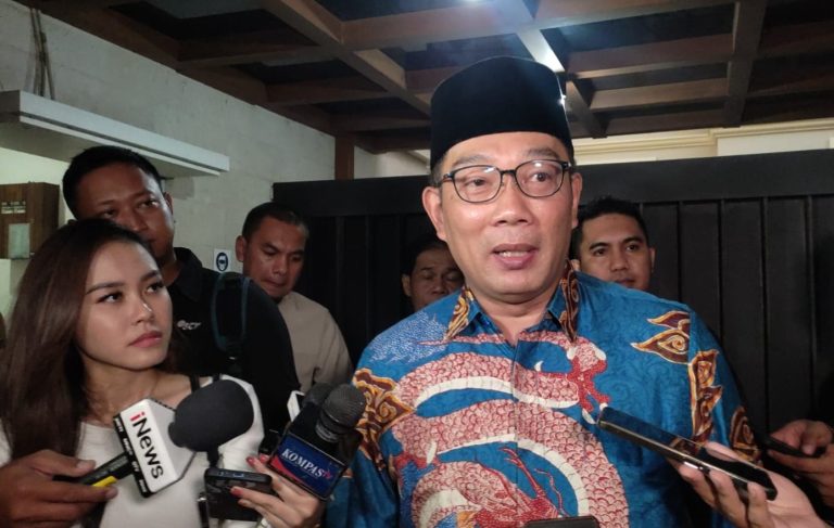 Sambangi Rumah Jusuf Kalla, Ridwan Kamil Minta Dukungan?