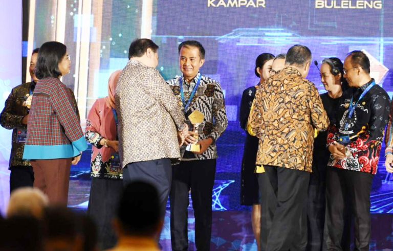 Jawa Barat Raih Penghargaan Provinsi Terbaik Wilayah Jawa-Bali 2024