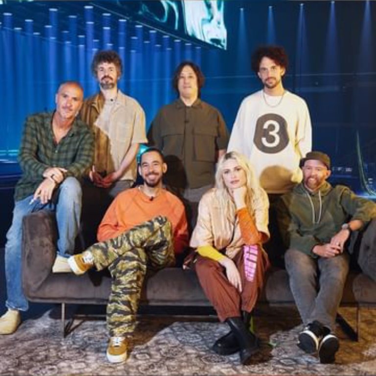 Linkin Park Perkenalkan Vokalis Baru, Emily Armstrong