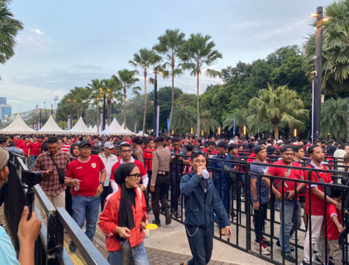 Jelang Kick Off Timnas Indonesia vs Australia, Suporter: Ini Kandang Kami!