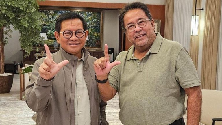 Pasangan Pramono Anung-Rano Karno Dapat Dukungan dari Warga Kampung Bayam