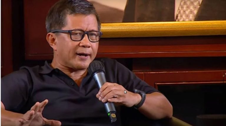 Rocky Gerung Diejek Sebagai ‘Bujang Lapuk’, Ini Dia Pengertiannya